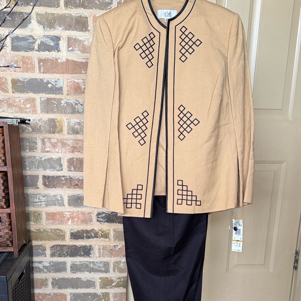 NWT Le Suit 3Pc Suit Elegant Tan Linen Blend Jacket Tank & Pants Sz 16W - Picture 15 of 16